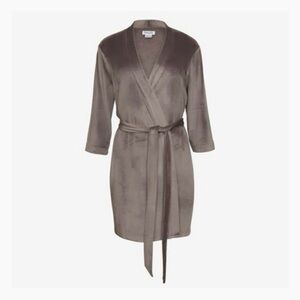 NEW - Splendid Velour Wrap Style Cozy Knee Length Short Robe